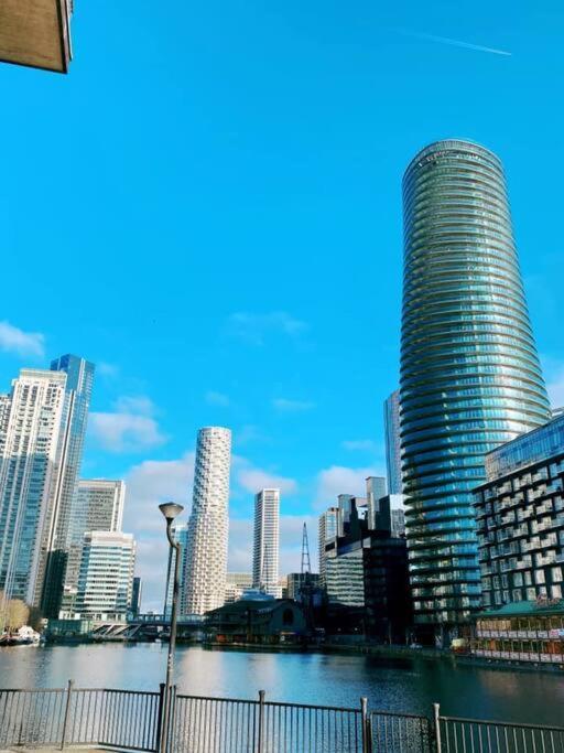 Bright &Spacious One Bedroom Flat Off Canary Wharf 伦敦 外观 照片