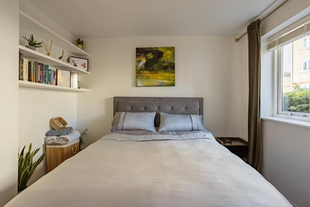 Bright &Spacious One Bedroom Flat Off Canary Wharf 伦敦 外观 照片